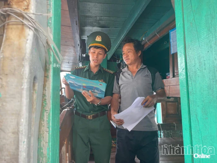 Đồn Biên phòng cửa khẩu cảng Cà Ná: Kiểm soát chặt hoạt động tàu cá để chống khai thác IUU