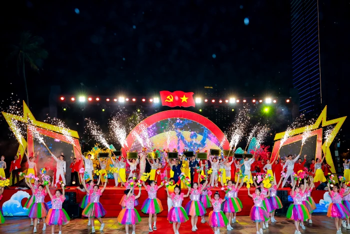 Sắc màu văn hóa, nghệ thuật ngày Tết