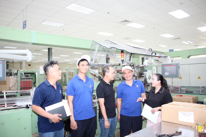 Đưa thông tin bầu cử đến đoàn viên, người lao động