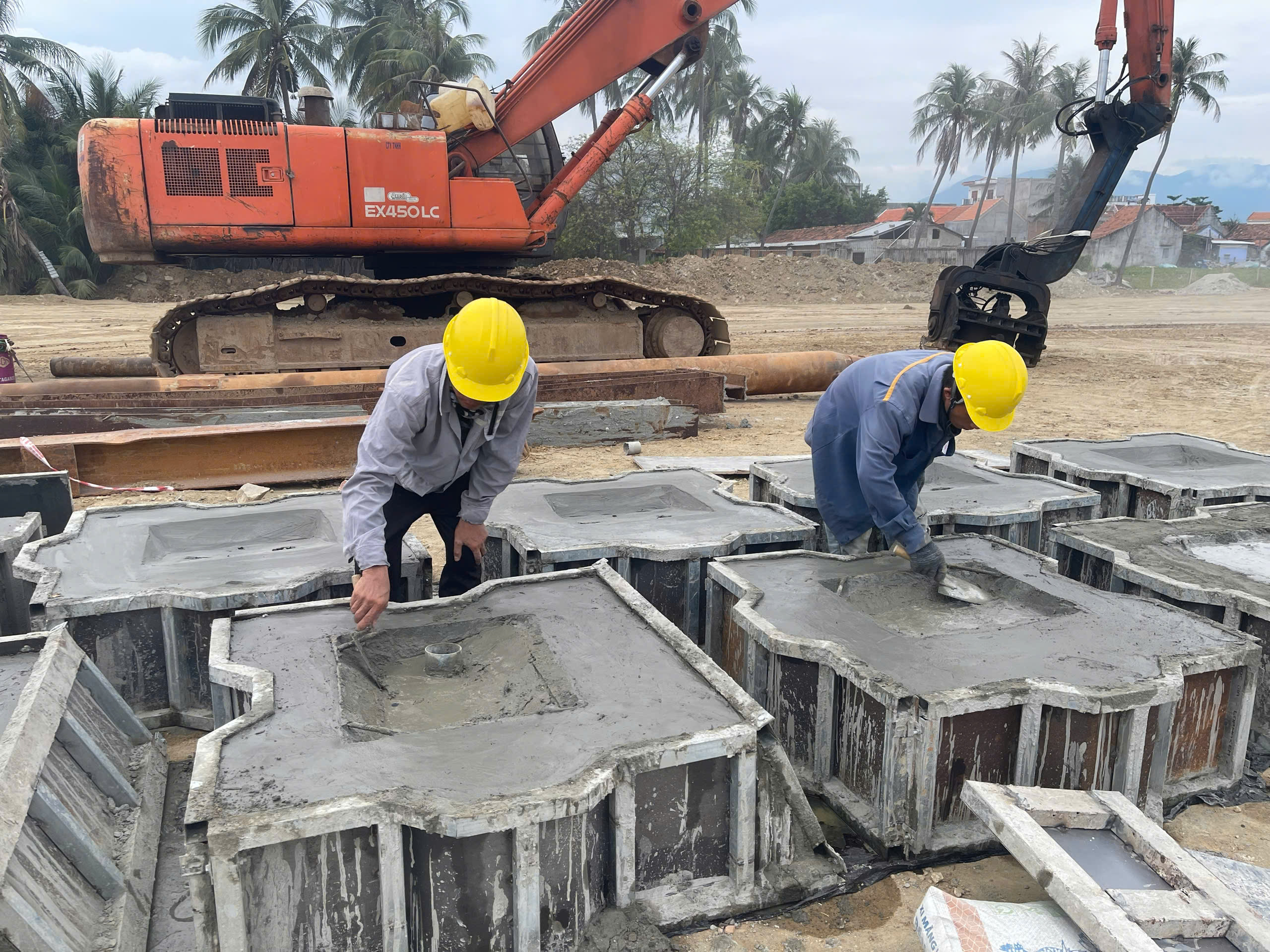 Dự án Tuyến đường ven biển nối Vạn Ninh - Ninh Hòa: Chậm tiến độ do vướng mặt bằng