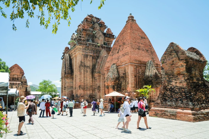 Phát triển thương hiệu du lịch văn hóa Khánh Hòa