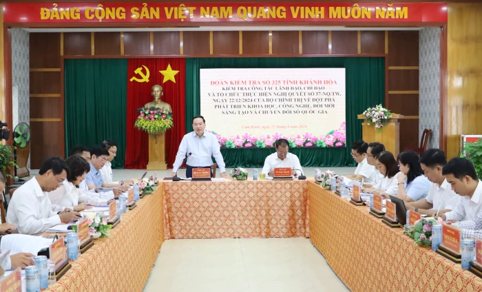 Nâng cao năng lực lãnh đạo, khơi dậy khát vọng cống hiến