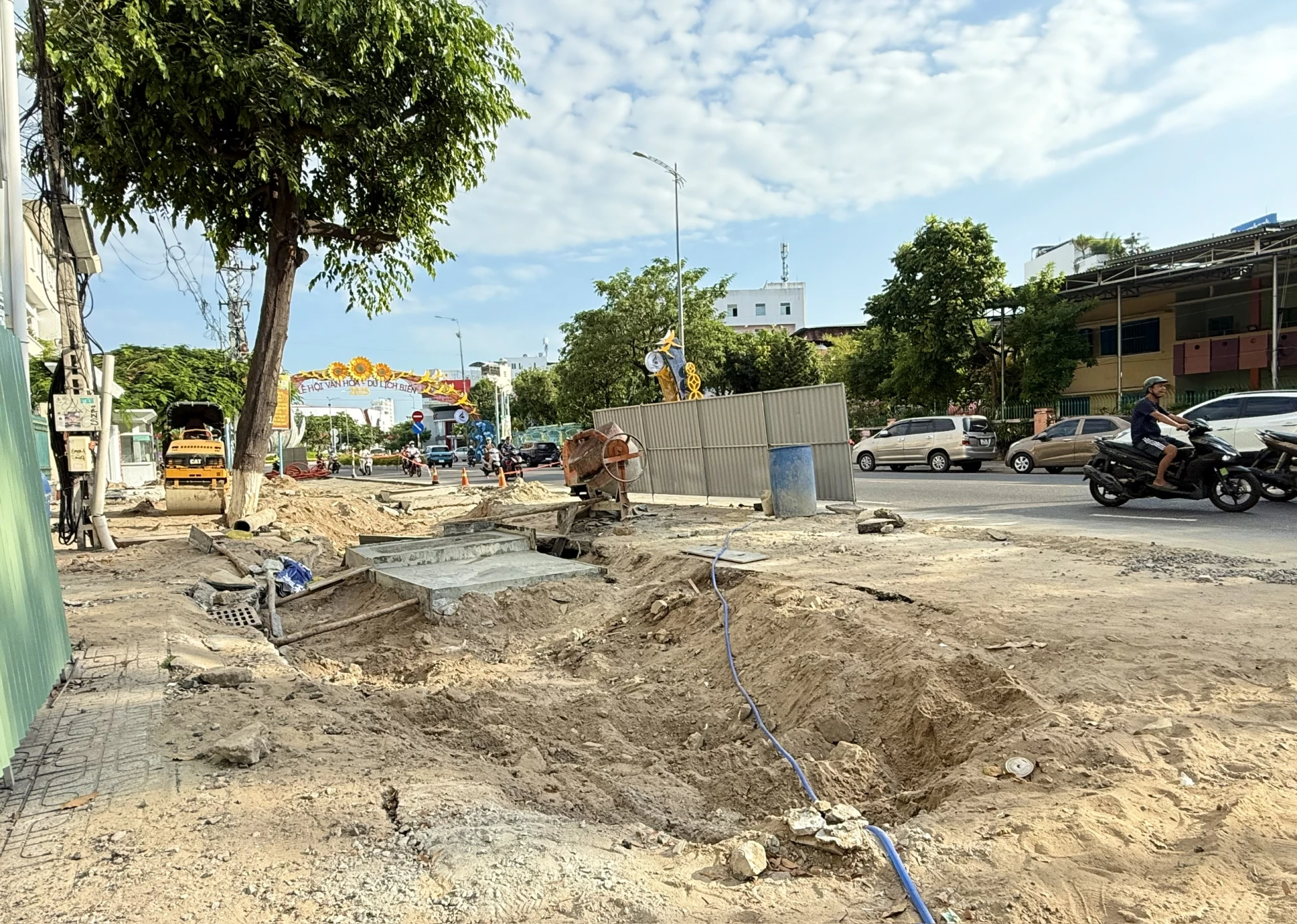 Từ ngày 7 đến 9-6, tạm dừng thi công đường Lê Thánh Tôn, TP. Nha Trang