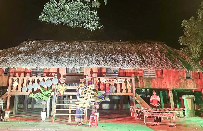 Khám phá sắc màu Raglai ở thôn Hòn Dung