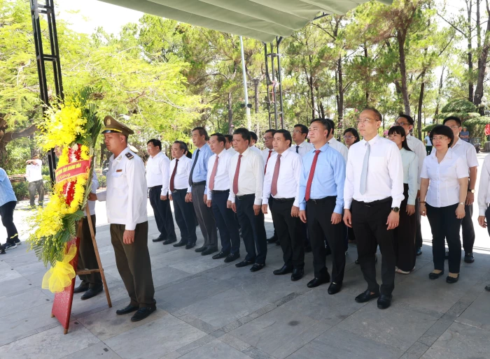 Còn mãi với non sông - Bài 4: Những nghĩa trang liệt sĩ quốc gia ở mảnh đất anh hùng