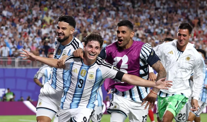 "Người nhện” Julian Alvarez: Kỳ vọng của Argentina ở bán kết World Cup 2026