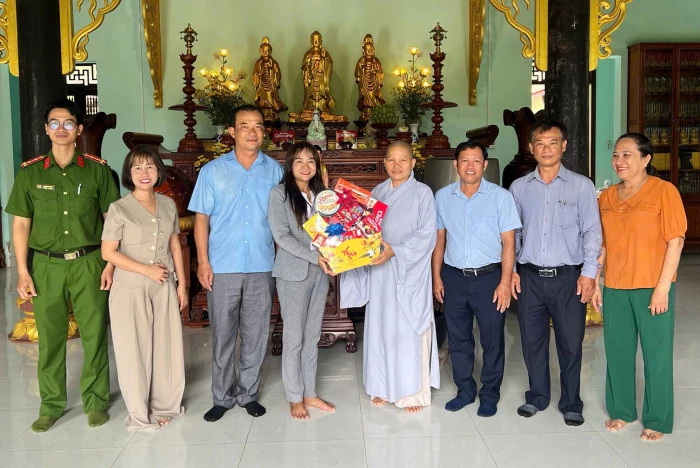 HƯỚNG TỚI ĐẠI HỘI ĐẠI BIỂU ĐẢNG BỘ TỈNH KHÁNH HÒA LẦN THỨ XIX, NHIỆM KỲ 2025 - 2030 : Đồng bào các tôn giáo tích cực xây dựng quê hương