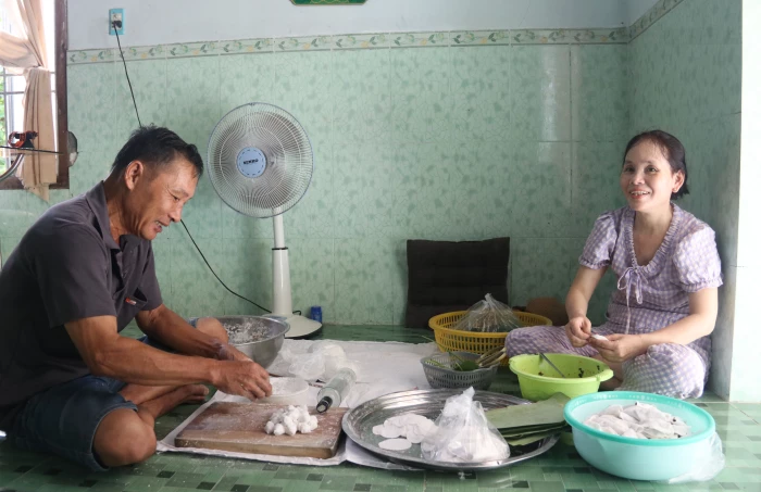 Thu nhập ổn định với nghề làm bánh bột lọc