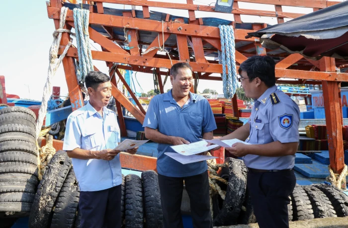 Khẩn trương thực hiện thủ tục cấp, gia hạn Giấy phép khai thác thủy sản