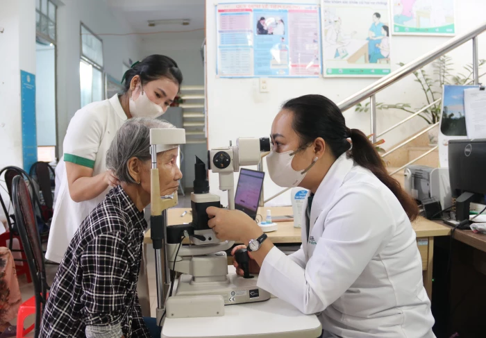 Chung tay chăm lo cho người cao tuổi