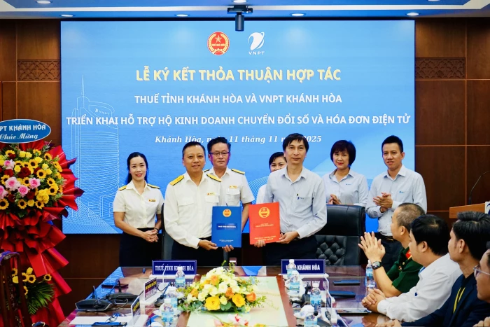 VNPT Khánh Hòa: Đồng hành với ngành Thuế hỗ trợ hộ kinh doanh chuyển đổi số