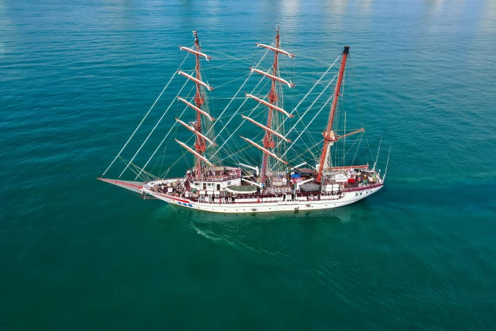 Giảng đường trên sóng