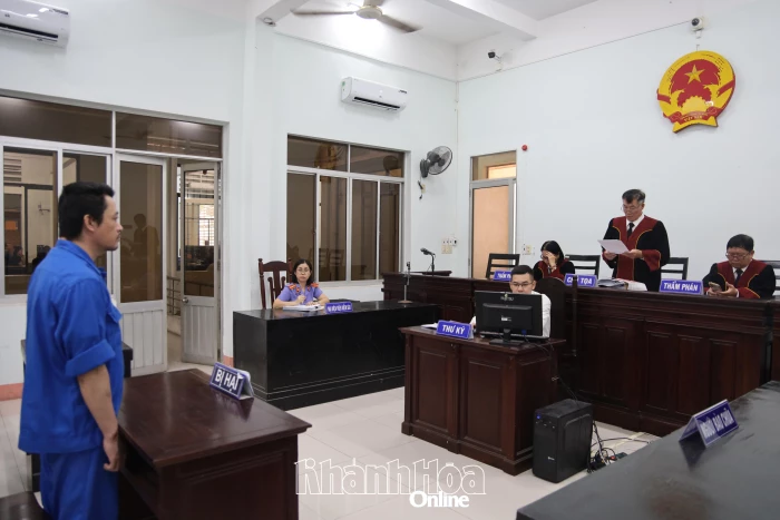 Trả giá vì cho vay lãi nặng