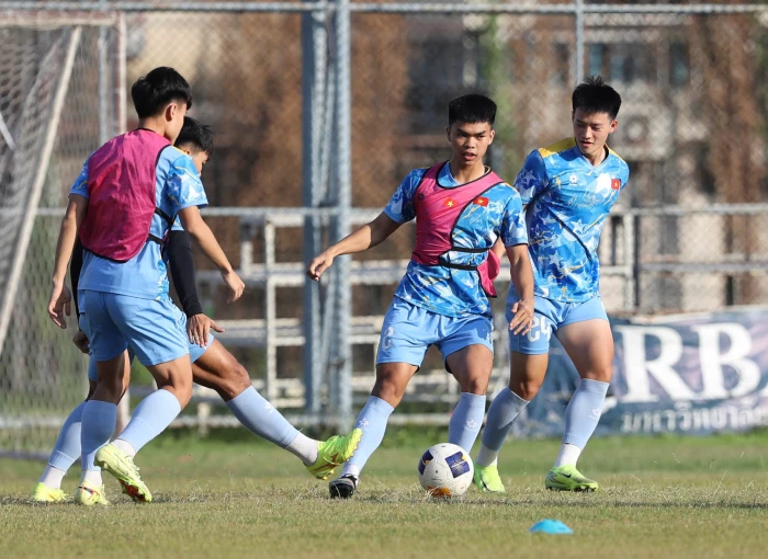 U22 Việt Nam quyết giành ngôi đầu