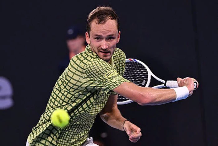 Medvedev vô địch Brisbane International giải cơn khát danh hiệu