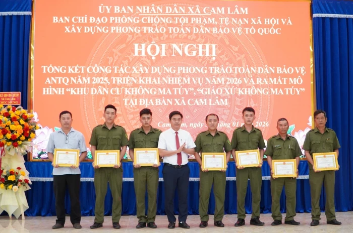 Xã Cam Lâm triển khai nhiệm vụ năm 2026 và ra mắt 2 mô hình tự quản về an ninh trật tự
