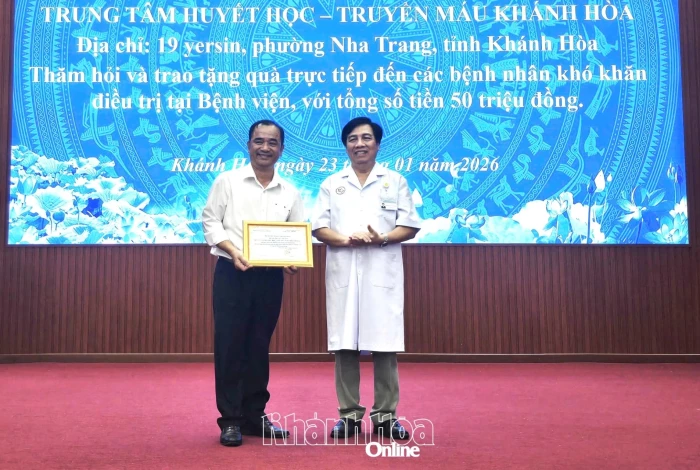 Trung tâm Huyết học - Truyền máu Khánh Hòa hỗ trợ cho 10 bệnh nhân mắc bệnh về máu