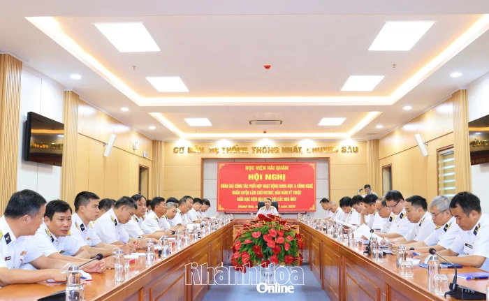 Học viện Hải quân nâng cao chất lượng phối hợp khoa học công nghệ, huấn luyện làm chủ vũ khí, trang bị kỹ thuật