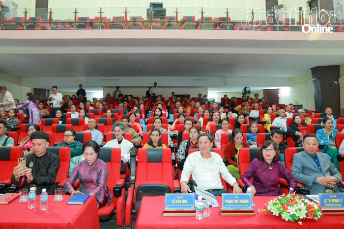 Gần 300 người tìm hiểu kiến thức về nghi lễ tín ngưỡng thờ Mẫu Thiên Y A Na