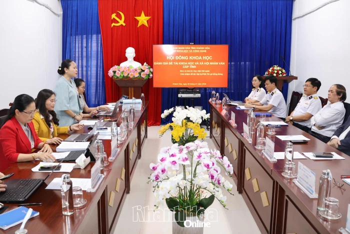 Nghiệm thu Đề tài “Bảo vệ và phát huy giá trị văn hóa tâm linh trên đặc khu Trường Sa, tỉnh Khánh Hòa”