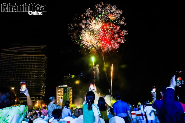 Khánh Hòa tổ chức 7 điểm bắn pháo hoa trong đêm Giao thừa Tết Nguyên đán Bính Ngọ