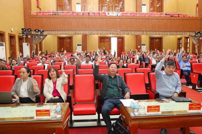 Đảng ủy phường Nha Trang lấy ý kiến giới thiệu người ứng cử đại biểu HĐND các cấp