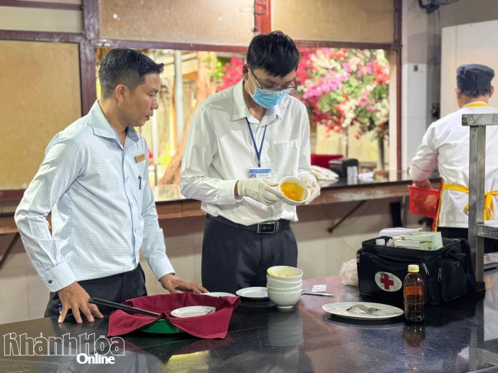 Kiểm tra chấp hành quy định pháp luật về an toàn thực phẩm dịp Tết Nguyên đán