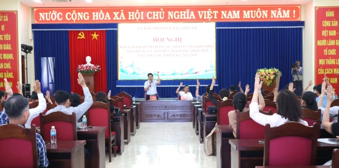 Hội nghị Ban lãnh đạo mở rộng thảo luận, giới thiệu người ứng cử đại biểu HĐND xã Cam Lâm nhiệm kỳ 2026 - 2031