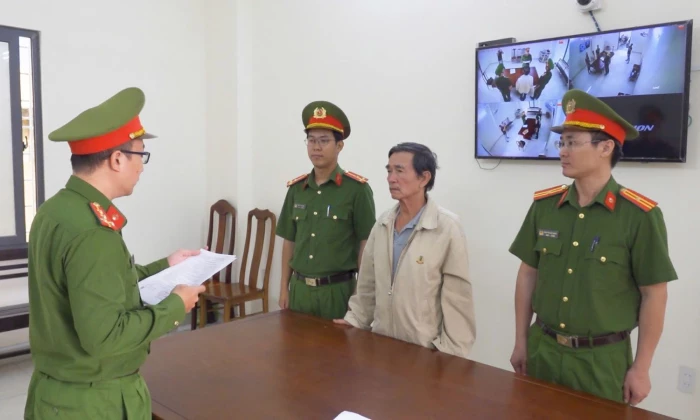 Khởi tố đối tượng buôn bán hàng nghìn bao thuốc lá không có nguồn gốc