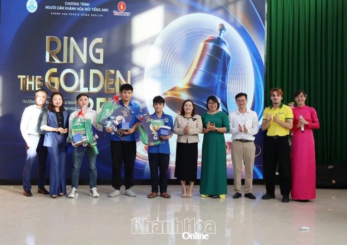 Chung kết cuộc thi “Rung chuông vàng” Trường Cao đẳng Công nghệ - Năng lượng Khánh Hòa