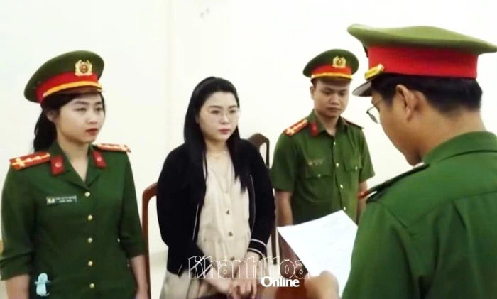 Khởi tố đối tượng sản xuất, buôn bán mỹ phẩm giả