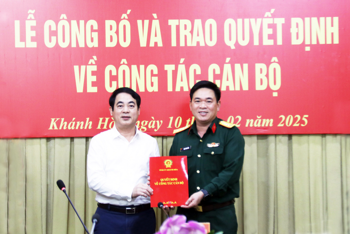 Đại tá Đinh Văn Hưng giữ chức vụ Phó Bí thư Thường trực Đảng ủy Quân sự tỉnh Khánh Hòa