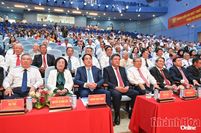 Gặp mặt kỷ niệm 96 năm Ngày thành lập Đảng Cộng sản Việt Nam