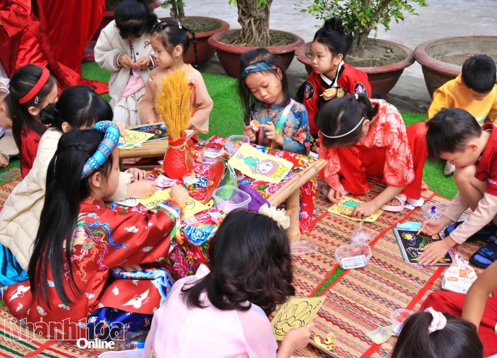 Trường iSchool Nha Trang tổ chức Hội chợ Tết Bính Ngọ 2026