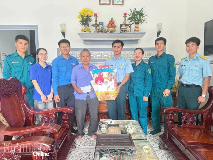 Tiểu đoàn 86, Trung đoàn 274, Sư đoàn Phòng không 377 tổ chức chương trình “Xuân canh trời -Tết thắm tình quân dân”