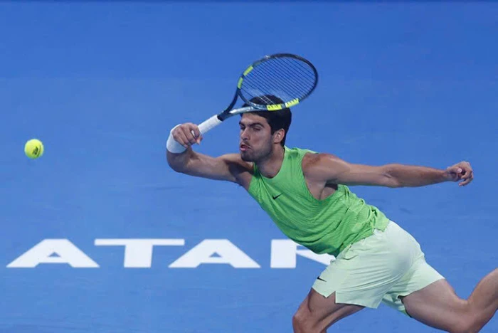 Qata Open: Tay vợt số một thế giới Alcaraz khởi đầu thuận lợi