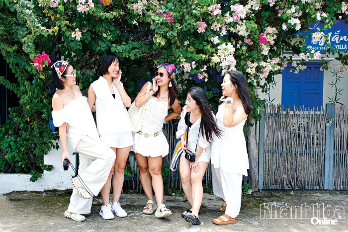 Khánh Hòa - Sắc xuân của một tầm cao mới