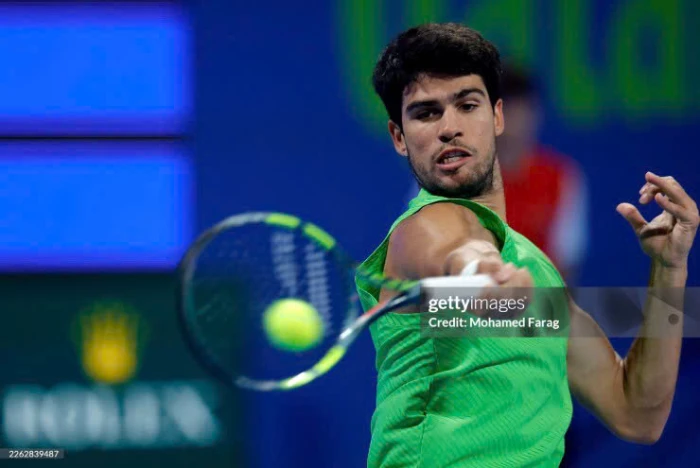 Chung kết Qatar Open: Tay vợt số một thế giới Alcaraz thể hiện đẳng cấp