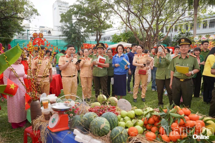 20 gian hàng tham gia Hội chợ Tết yêu thương xuân Bính Ngọ 2026