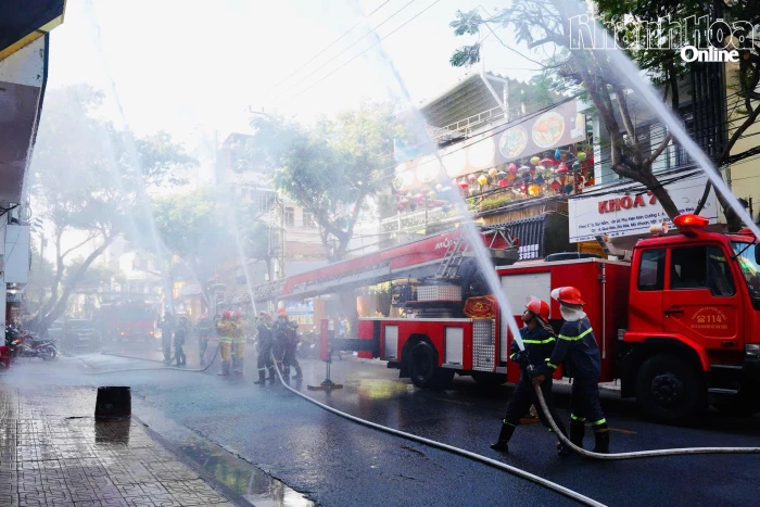 Thực tập phương án chữa cháy tại cơ sở karaoke