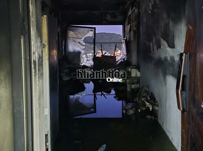 Hiện trường căn hộ xảy ra hỏa hoạn làm 2 người tử vong