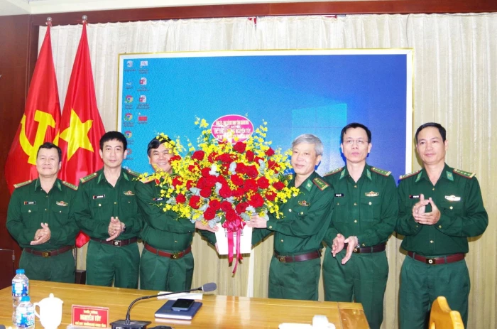 Đảng ủy, Ban Chỉ huy Bộ đội Biên phòng tỉnh Khánh Hòa thăm, chúc Tết Bộ Chỉ huy Quân sự tỉnh