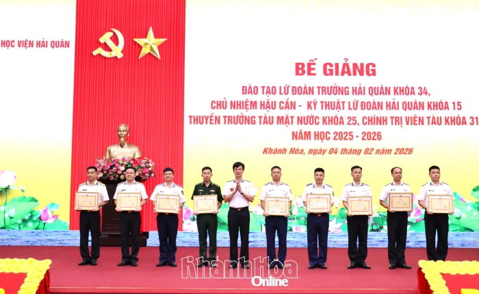 Học viện Hải quân bế giảng các lớp đào tạo cán bộ năm 2026
