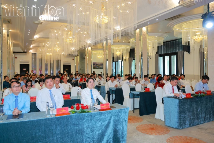 Lãnh đạo tỉnh gặp mặt, chúc Tết các phóng viên, nhà báo