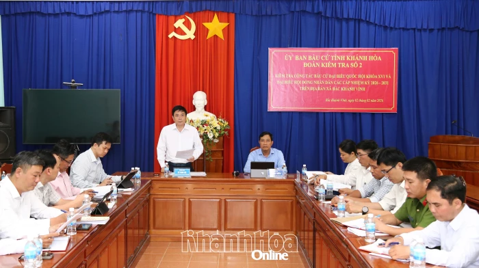 Đoàn kiểm tra số 2 của Ủy ban Bầu cử tỉnh kiểm tra công tác chuẩn bị bầu cử tại xã Bắc Khánh Vĩnh