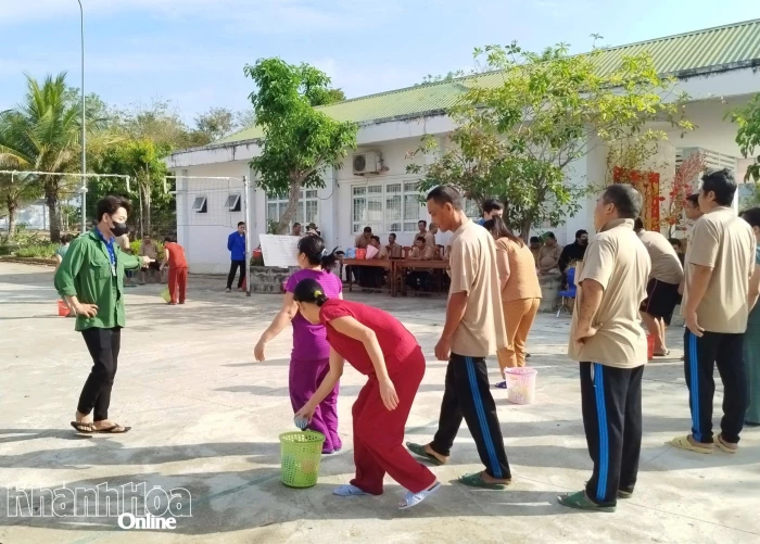 Trung tâm Công tác xã hội Ninh Thuận tổ chức các hoạt động vui Tết cho người khuyết tật thần kinh, tâm thần