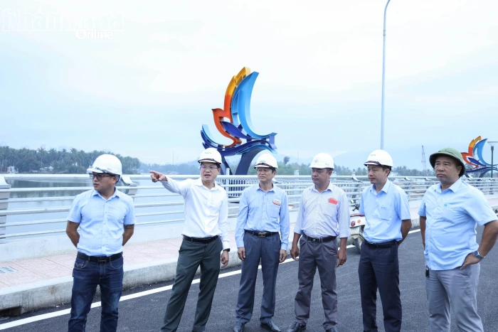 Khẩn trương hoàn thiện các hạng mục Dự án Đập ngăn mặn trên Sông Cái Nha Trang