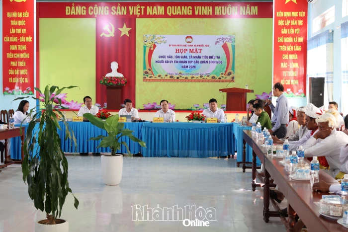 Xã Phước Hậu họp mặt chức sắc, tôn giáo, cá nhân tiêu biểu và người có uy tín