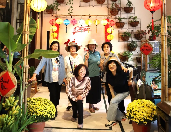 Đến Khách sạn Potique Nha Trang trải nghiệm chợ Tết truyền thống