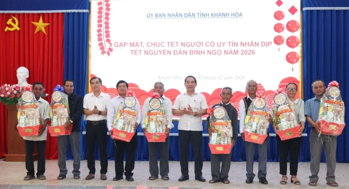 Sở Dân tộc và Tôn giáo gặp mặt, chúc Tết người có uy tín các xã khu vực Cam Lâm